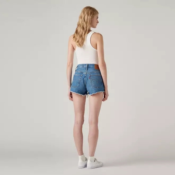 Levi's 501 -  Distressed Women's Shorts - Picture 2 of 6